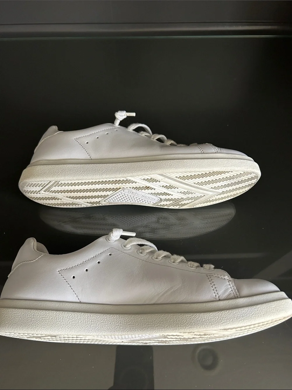 Tory Burch White Leather Low-Top Lace-Up Sneakers